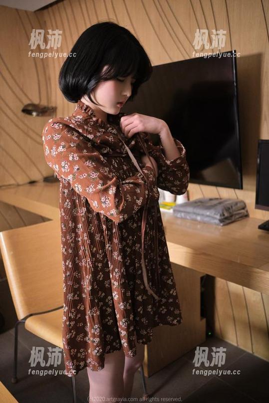 Jang Joo(장주)的性感护士，不仅给你输液，还能“灌输”浪漫的灵感！-枫沛玥